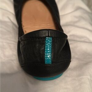 Black tieks